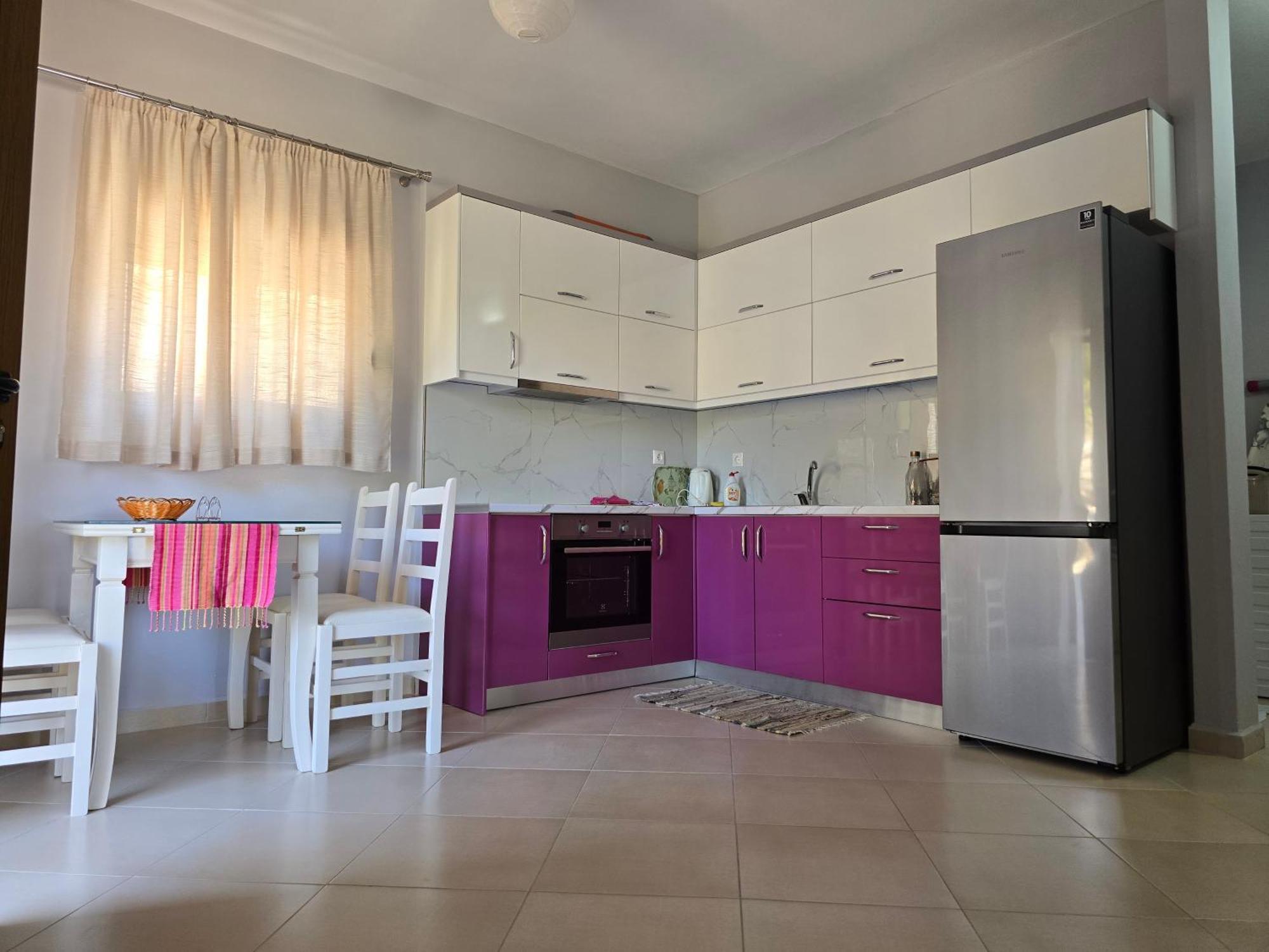 Lovely 1-bedroom Unit With Free Parking On Premises Apartment Sarande